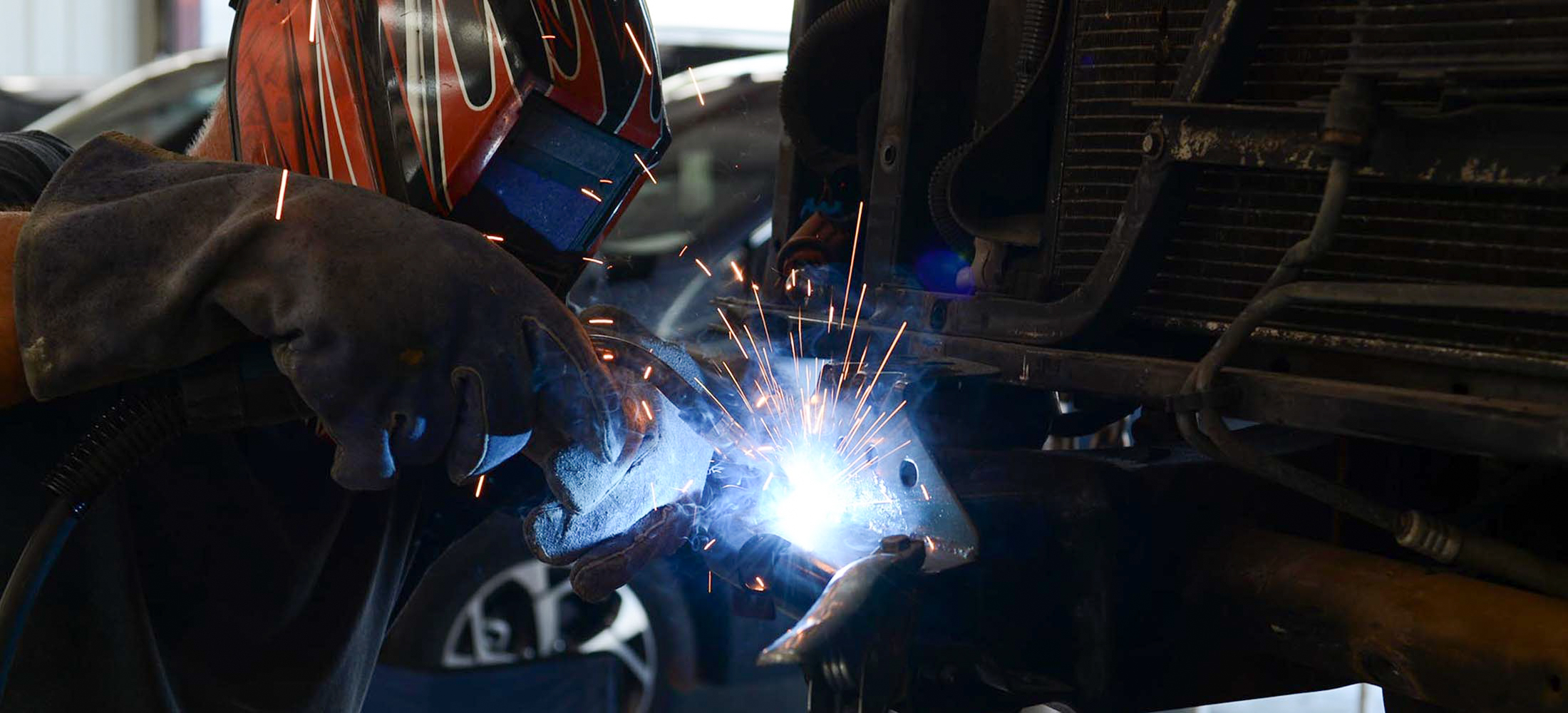 Auto body shop and collission repair is part craftmanship and part art. Welding is an integral part of auto body repair, we have mastered auto welding.